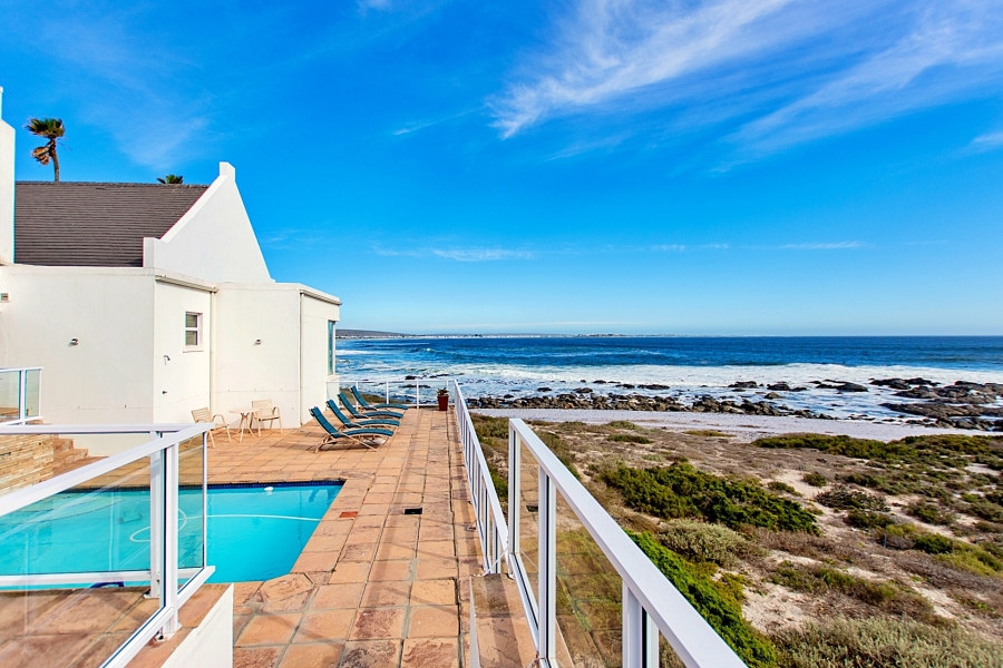 9 Bedroom Property for Sale in Shelley Point Western Cape